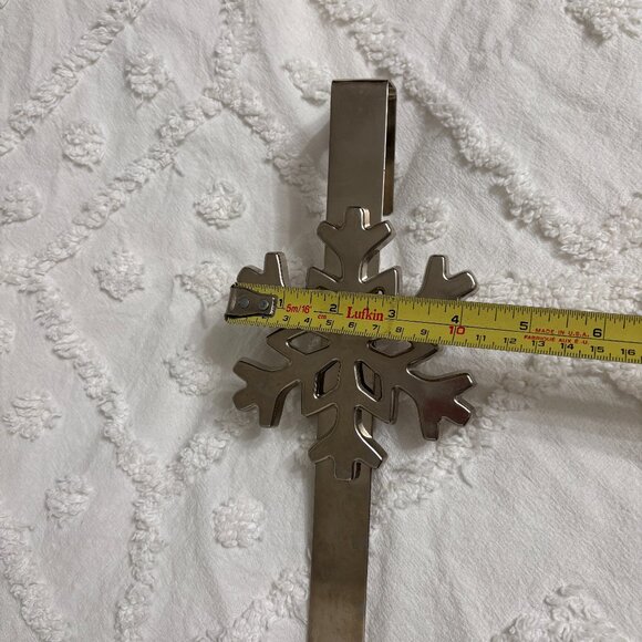 Silver Snowflake Wreath Hanger Festive Door Decor - Picture 8 of 10